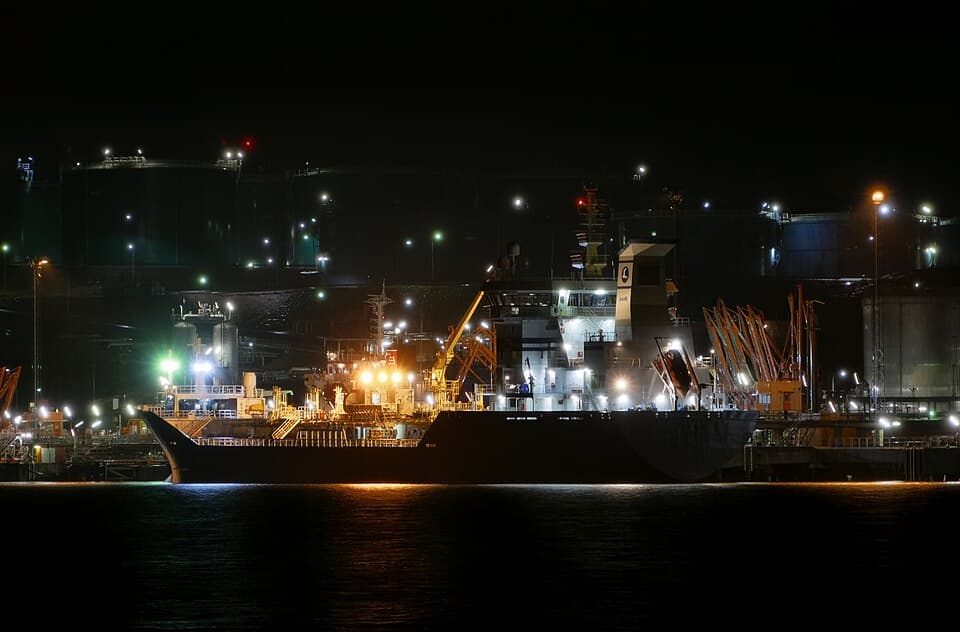 Tanker loading